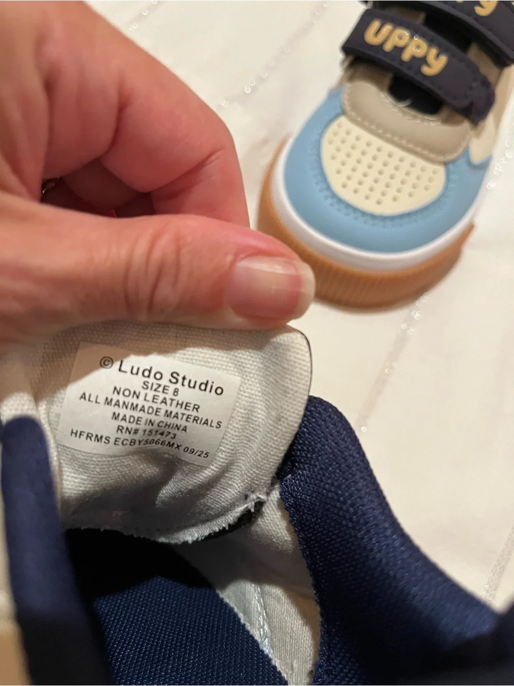 Keepy Uppy Kids Blue and Cream Velcro Sneakers